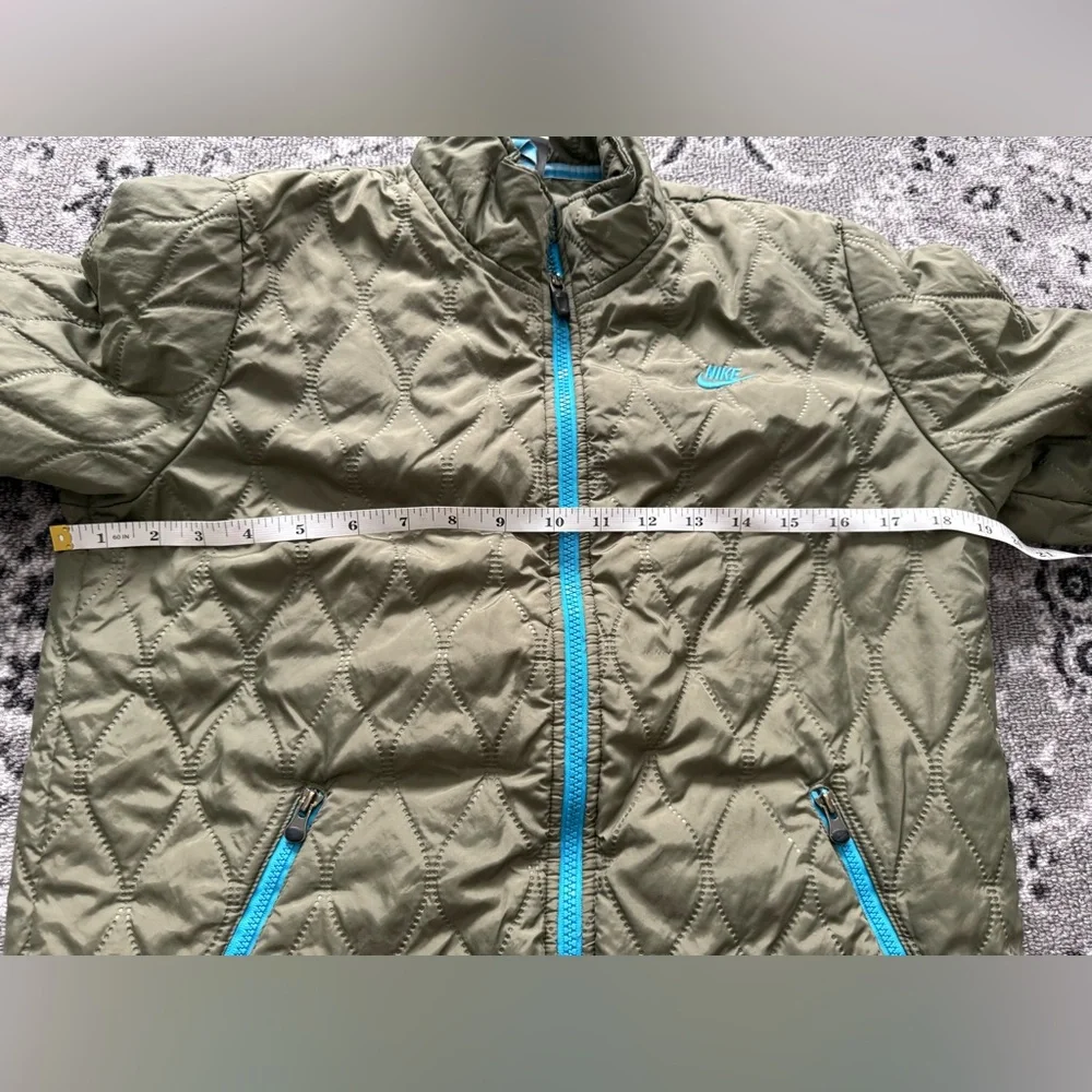 Women’s Vintage Nike Quilted Coat Jacket Size M 8-10 Green and Blue - Picture 9 of 11